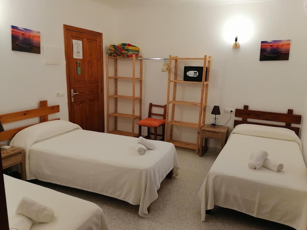 Hostal Pepe San Ferrán de ses Roques Exterior photo