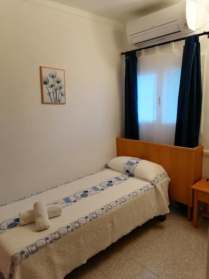 Hostal Pepe San Ferrán de ses Roques Exterior photo