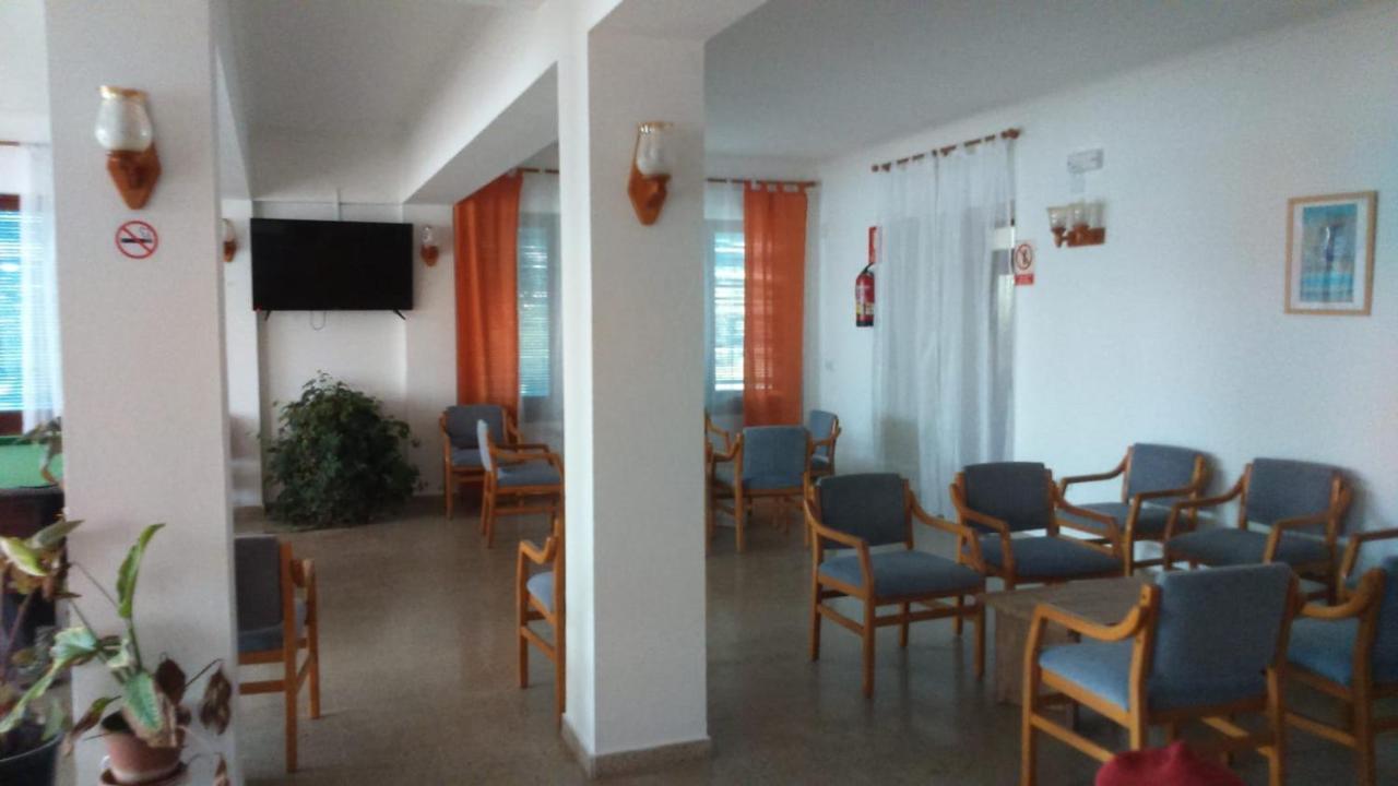 Hostal Pepe San Ferrán de ses Roques Exterior photo